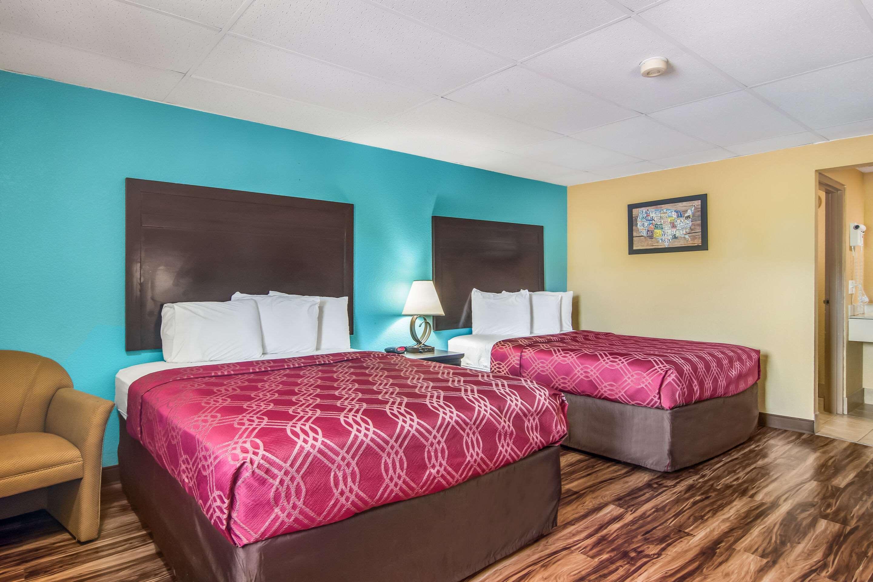 Econo Lodge Hotel Bradford Eksteriør bilde